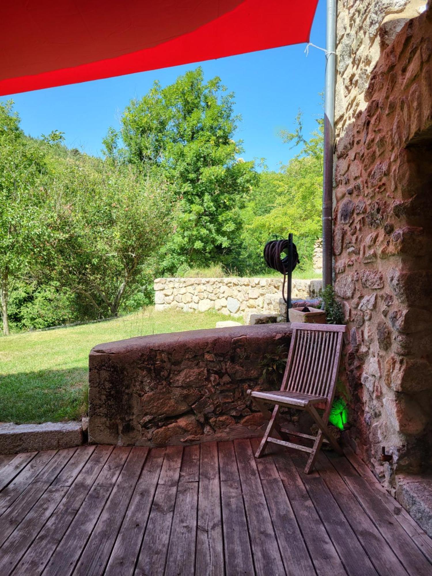 Chambre Ciel Et Terre Et Chambre Terrasse Saint-Laurent-de-Cerdans Kültér fotó